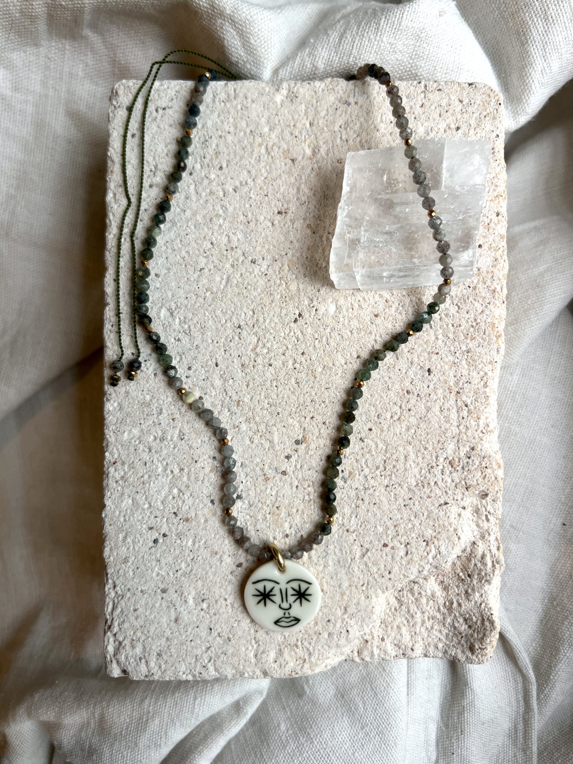 Naszyjnik Tajemniczość